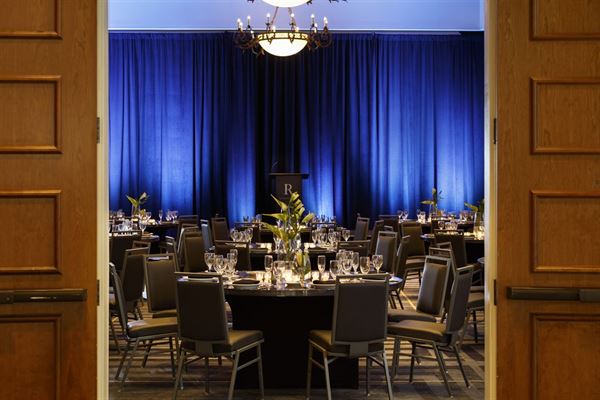 Renaissance Tampa International Plaza Hotel