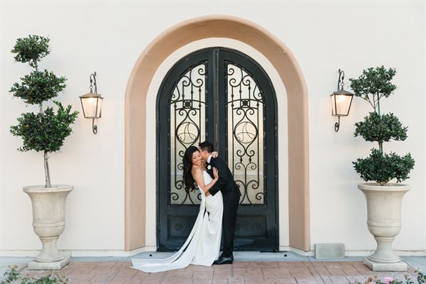 Truffle Pig Winery by Wedgewood Weddings