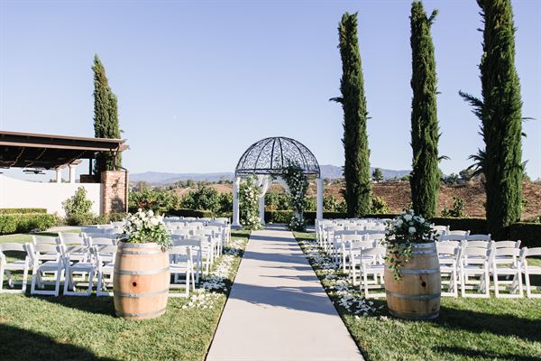Truffle Pig Winery by Wedgewood Weddings
