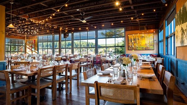 Cottonwood Restaurant & Bar