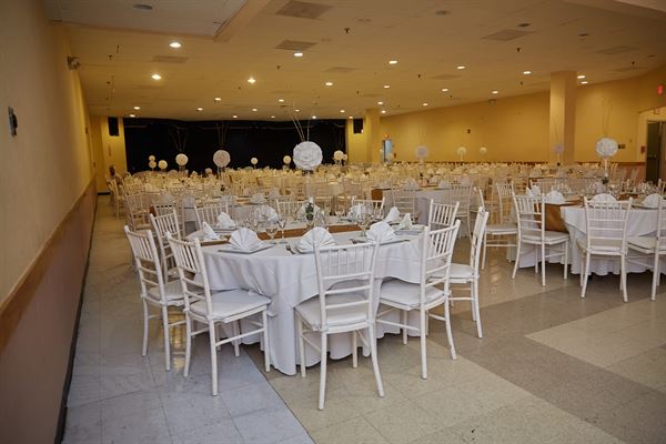 Elegance Banquet Hall & Event Decor