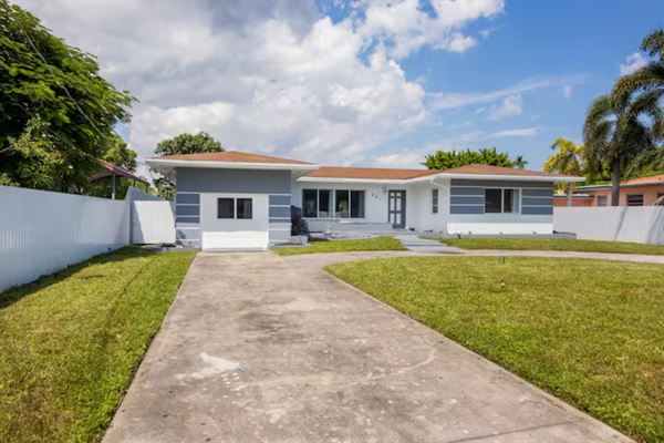Biscayne River House