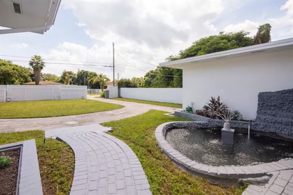 Biscayne River House