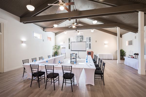 Sycamore Mineral Springs Resort