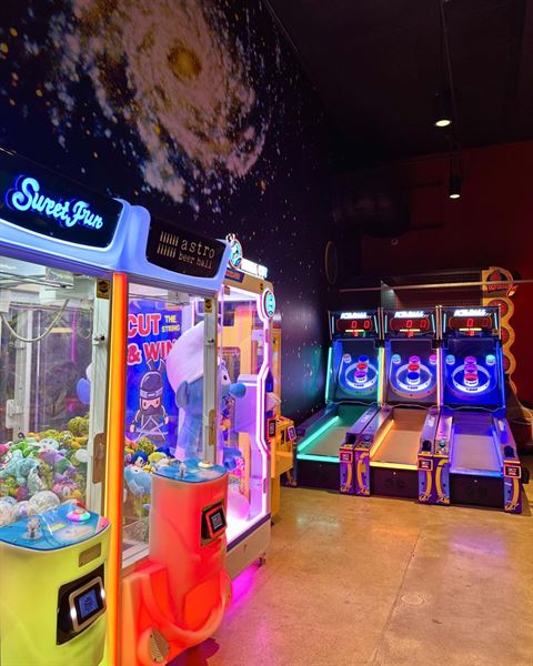 Astro Beer Hall Shirlington