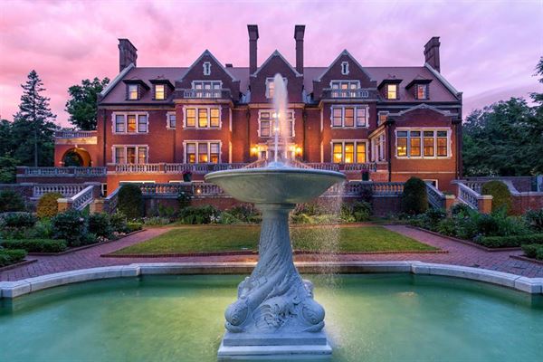 Glensheen Mansion