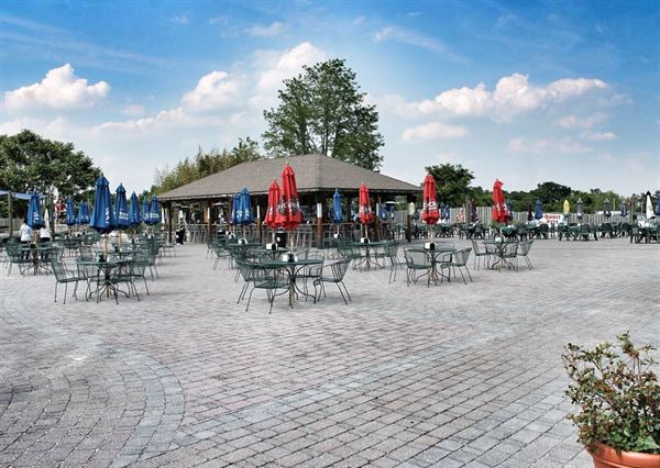 Beverly Hills Tavern