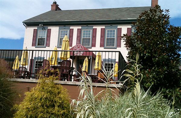 Beverly Hills Tavern