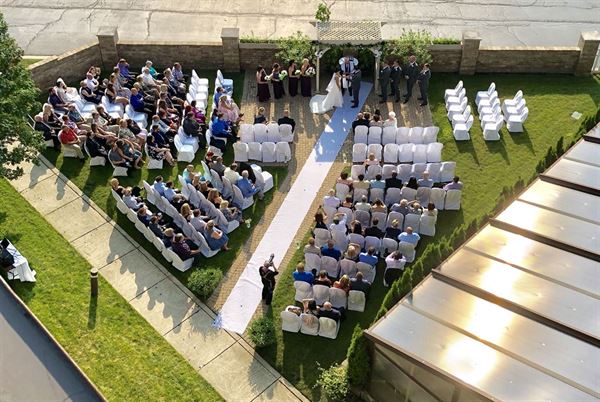 Georgios at Quality Inn & Suites