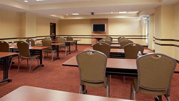 Homewood Suites Tulsa South Medical District