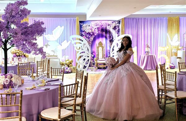 Casa Di Miranda's Venue/Miranda’s Events and Floral Designer