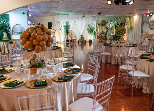 Utopia 305 Banquet hall