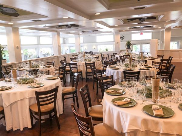 Tarpon Cove Yacht & Racquet Club