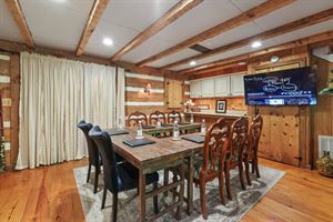 Rustic Executive Meeting Space & Lounge