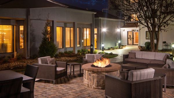 Courtyard Nashville Airport