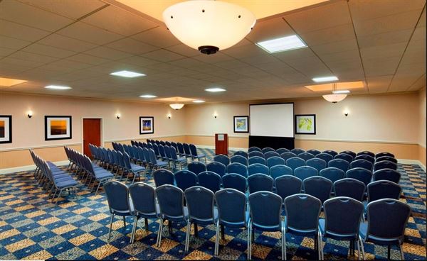 Four Points by Sheraton Bakersfield