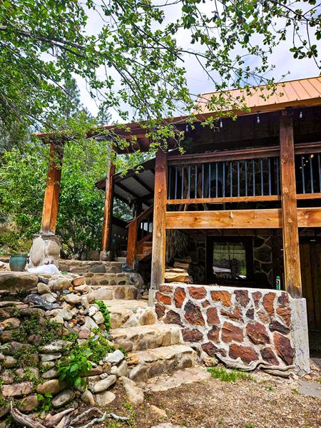 Woodstock Wishing Well