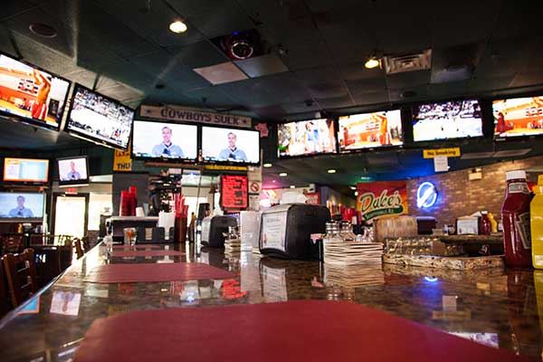 Duke's Sports Bar & Grill