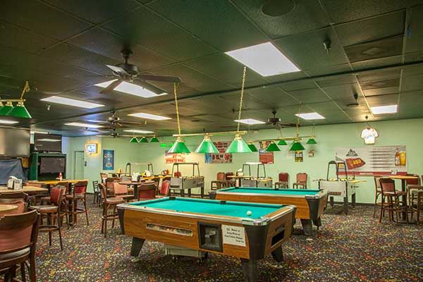 Duke's Sports Bar & Grill