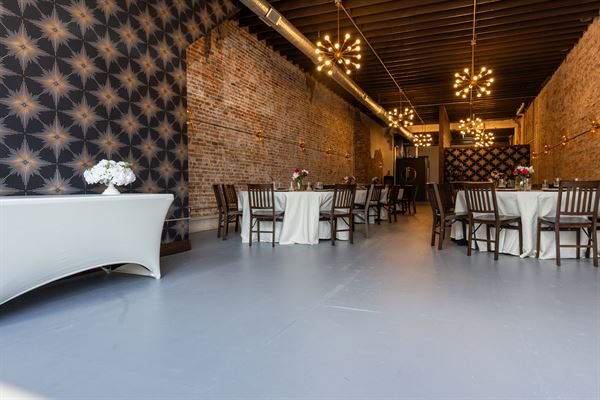 Lexington On The Square