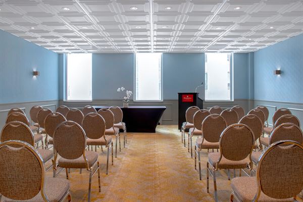 Ramada Hotel Downtown Calgary