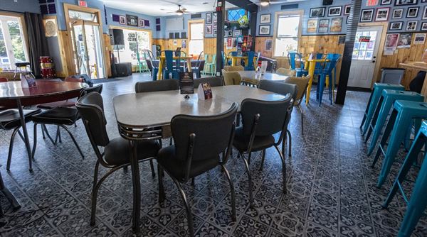 Hank Dietle's Tavern