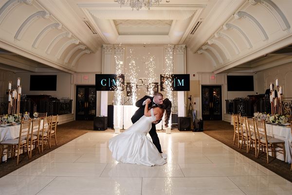 Nanina's In The Park