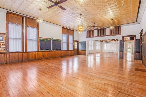 District 5 Schoolhouse