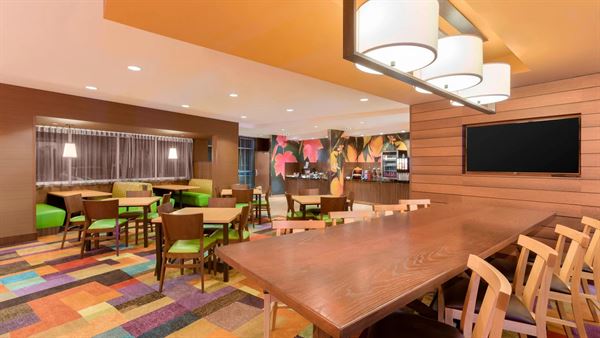 Fairfield Inn & Suites Robinson