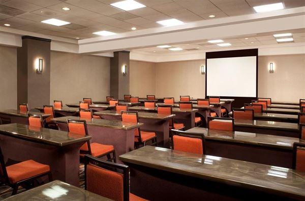 Embassy Suites by Hilton Austin Arboretum