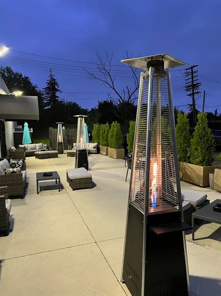 Soul on Ice "Detroit's Drinking Den"