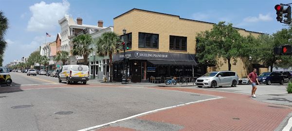 John King Grill & Dueling Piano Bar