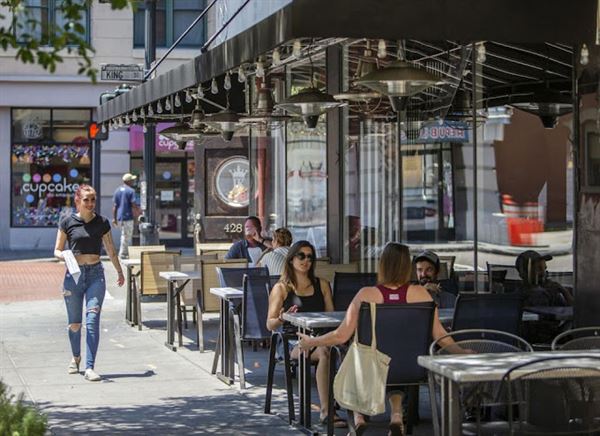 John King Grill & Dueling Piano Bar