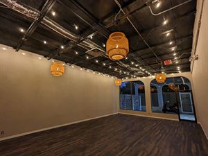 Welcome to our Intimate sanctuary, a charming haven nestled in the heart of Fort Lauderdale. With it