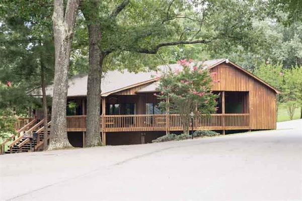 Buchanan Corporate Center & Resort