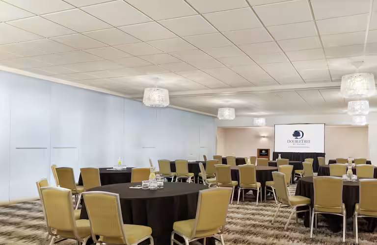 DoubleTree by Hilton Hotel Albuquerque