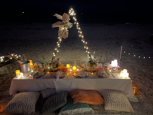 Lights Camera Selfies Balloon Studio