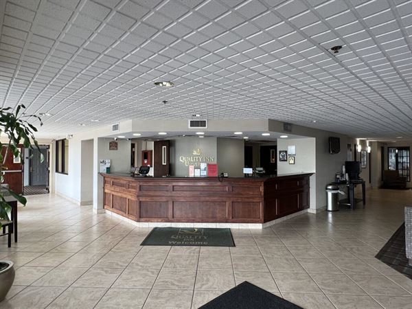 Quality Inn University