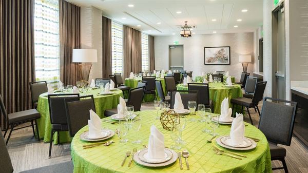 Hampton Inn & Suites Miami Wynwood Design District