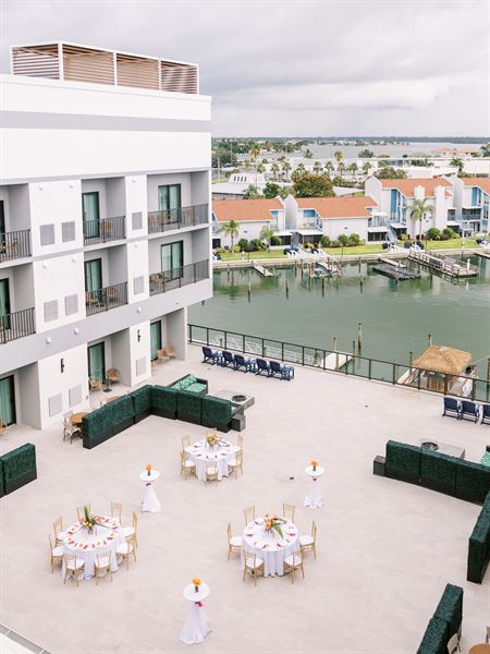 Cambria Hotel St. Petersburg - Madeira Beach