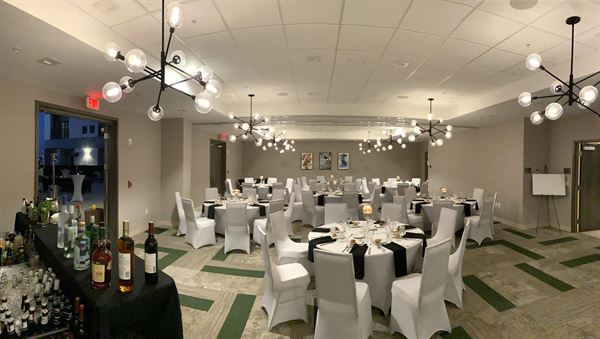 Cambria Hotel St. Petersburg - Madeira Beach