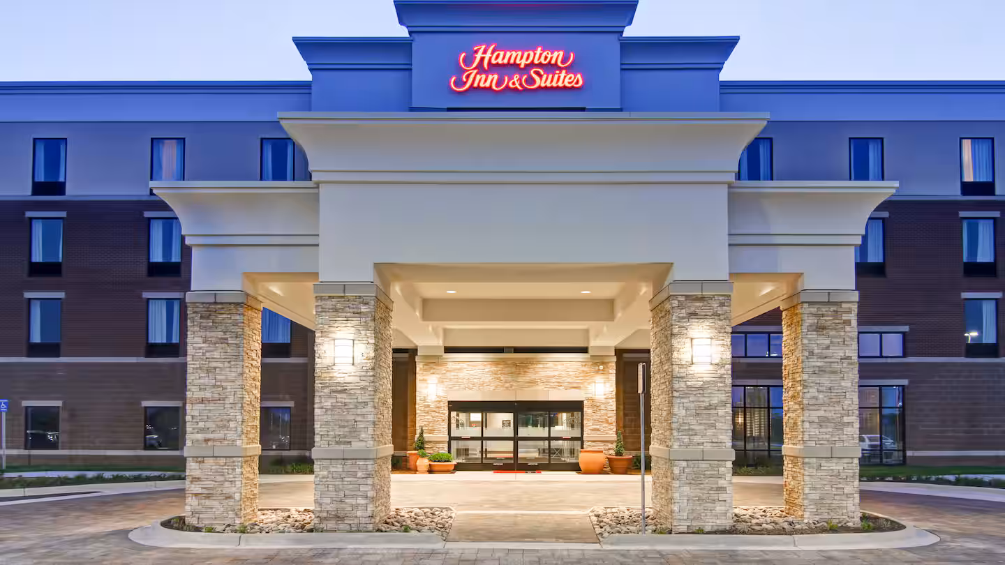 Hampton Inn & Suites Detroit/Troy