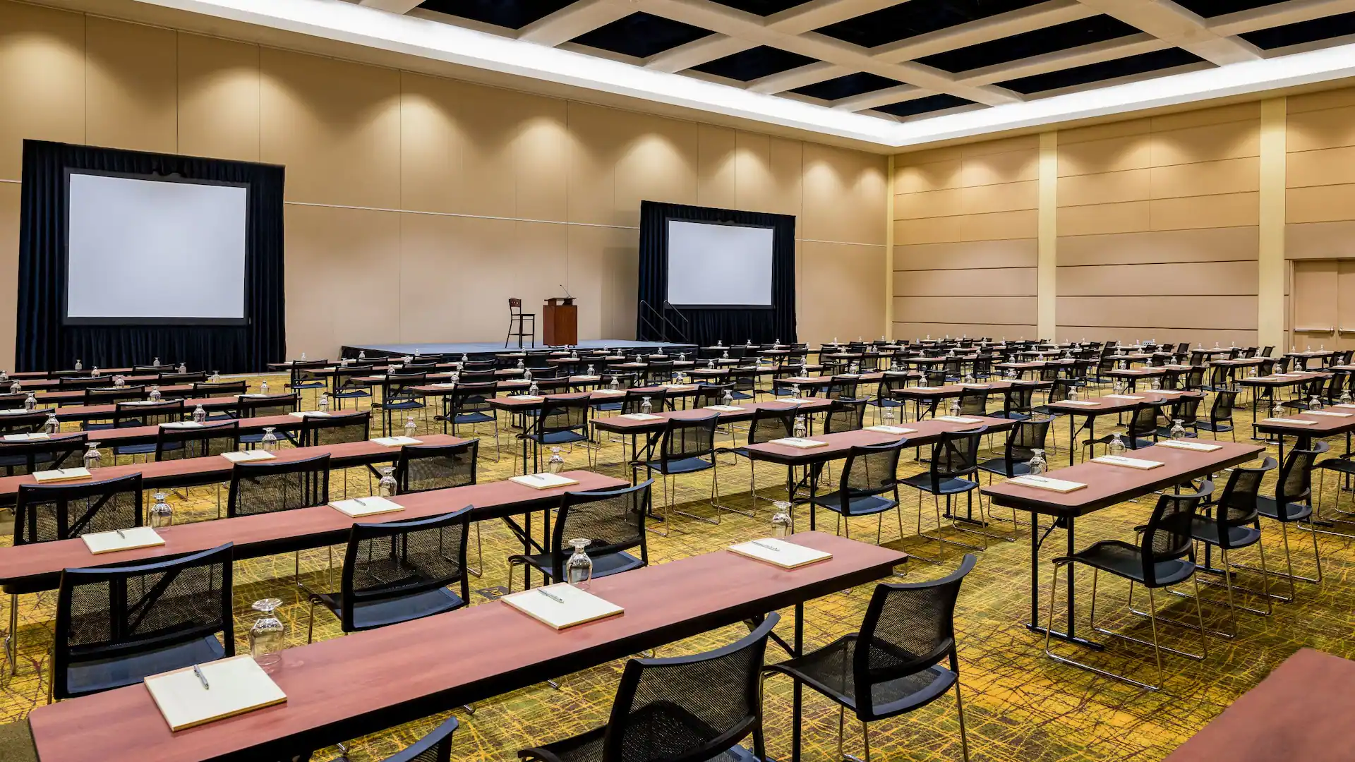 Hyatt Regency Green Bay / KI Convention Center