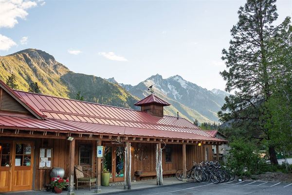 Sleeping Lady Mountain Resort