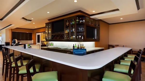 Hilton Garden Inn Edmonton International Airport