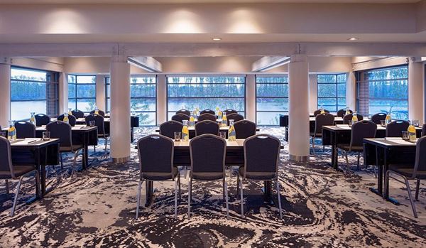 River's Edge Hotel