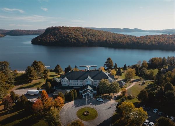 Auberge Du Lac A L Eau Claire