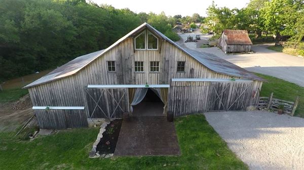 Robards Barn & Venue