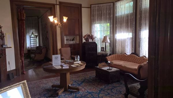 Shelton McMurphey Johnson House