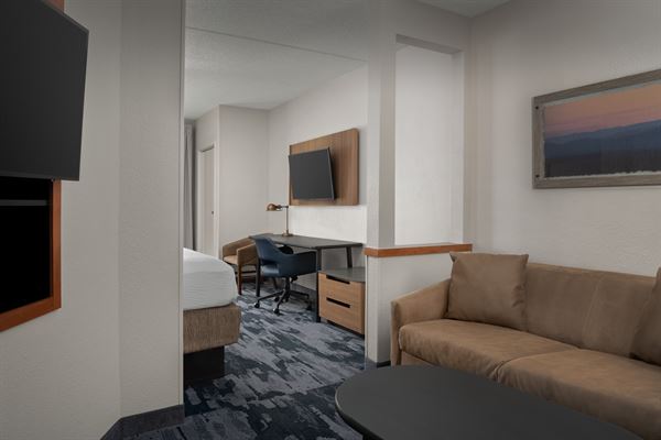 Fairfield Inn & Suites Roanoke Hollins/I-81